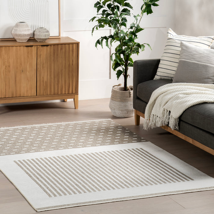 Ofeliya Geometric Reversible Machine Washable Area Rug