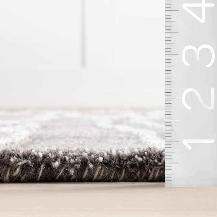 Mana Abstract Wool Area Rug