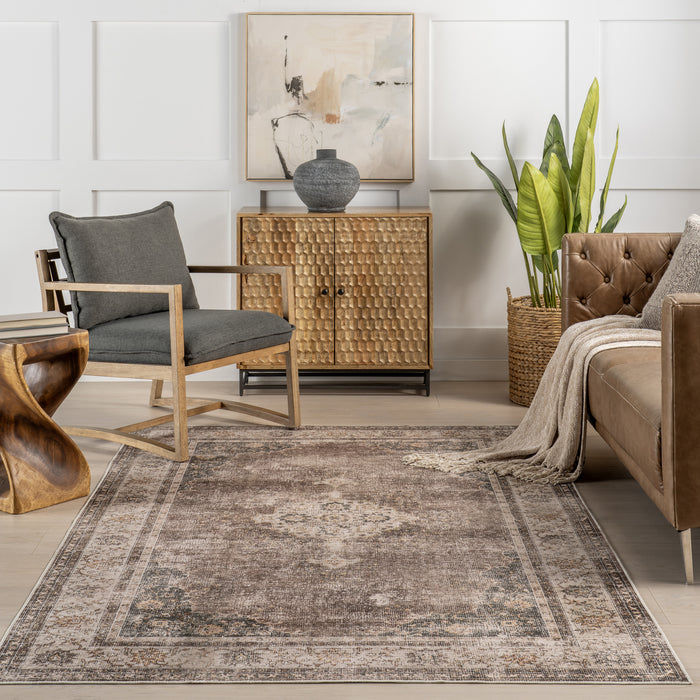 Winnie SplashGuard Distressed Medallion Machine Washable Area Rug