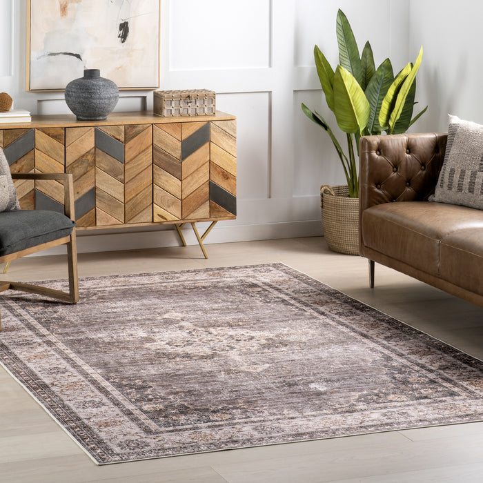 Winnie SplashGuard Distressed Medallion Machine Washable Area Rug