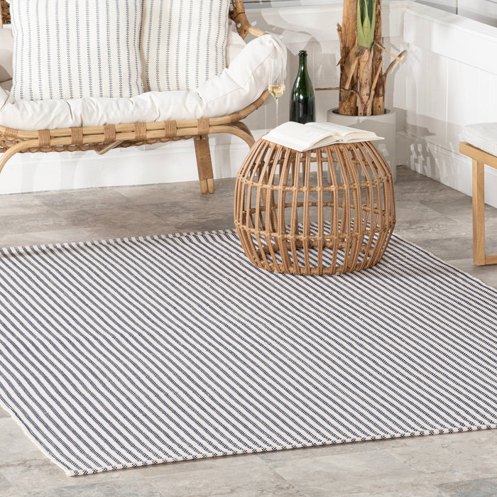 Home Conservatory Pinstripe Handwoven Indoor/Outdoor Area Rug