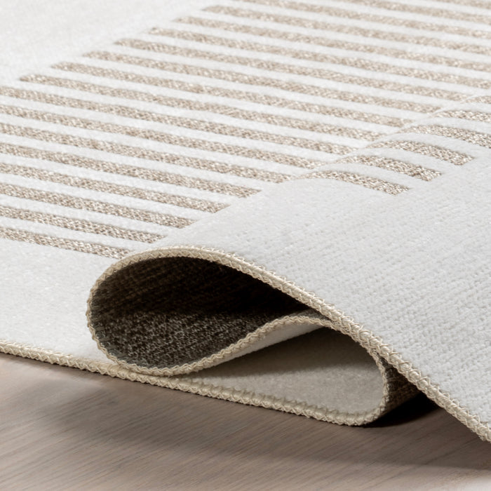 Ofeliya Geometric Reversible Machine Washable Area Rug