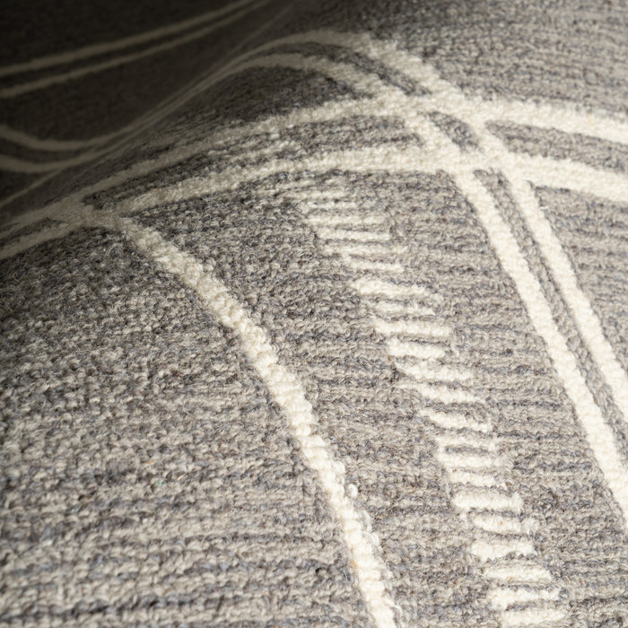 nuLOOM Vivica Plaid Wool Area Rug