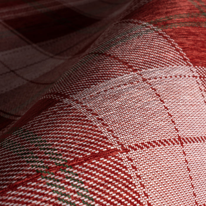 Aelin SplashGuard Plaid Machine Washable Area Rug