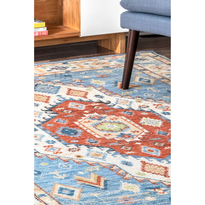 Transitional Aztec Lois Area Rug