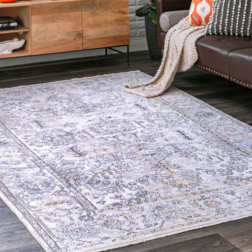 Vintage Adaline Area Rug