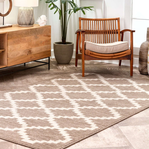 Geometric Faustina Area Rug