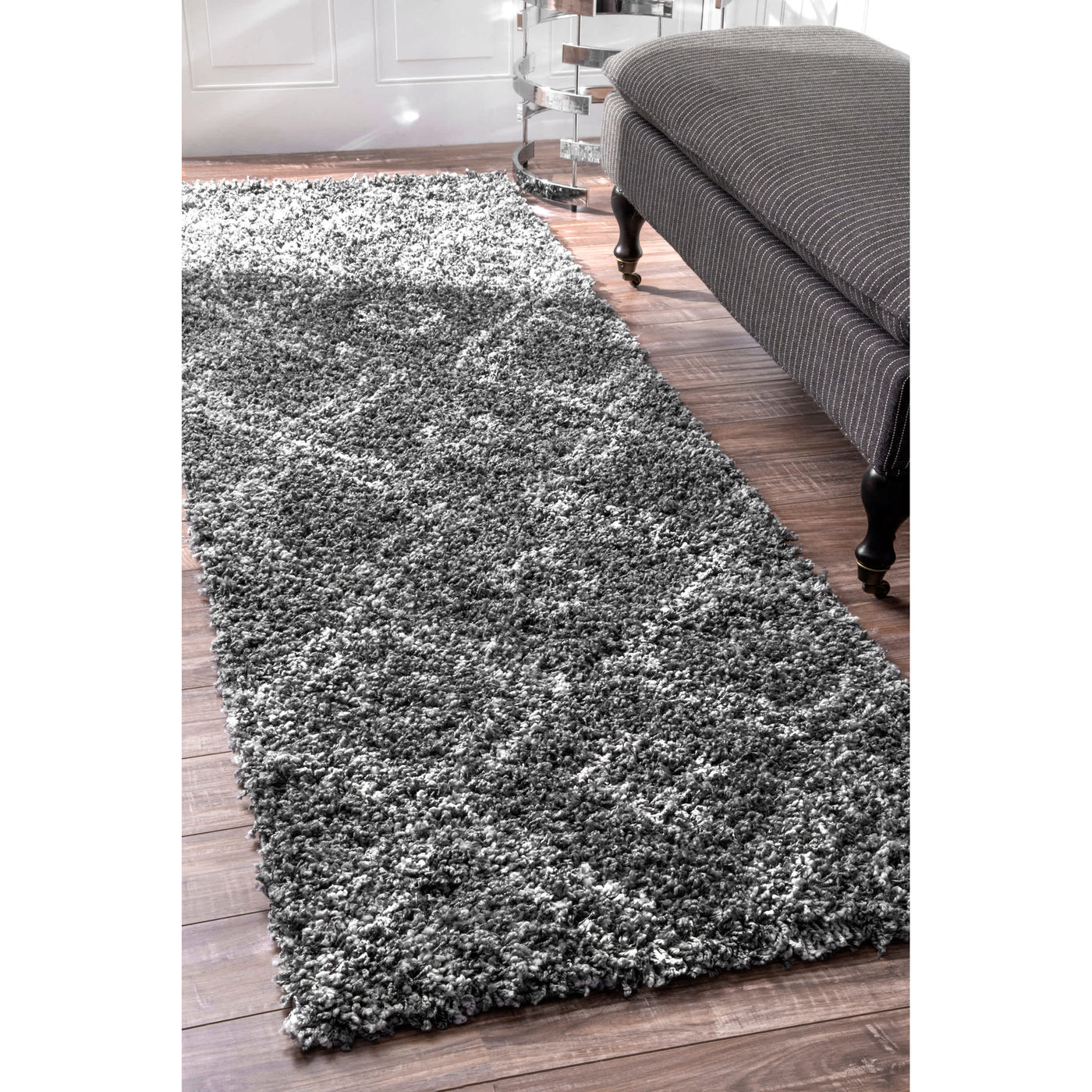 Iola Easy Shag Area Rug — nuLOOM