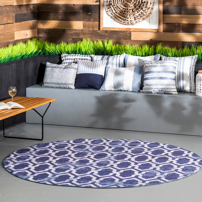 Fae Geometric Machine Washable Indoor/Outdoor Area Rug