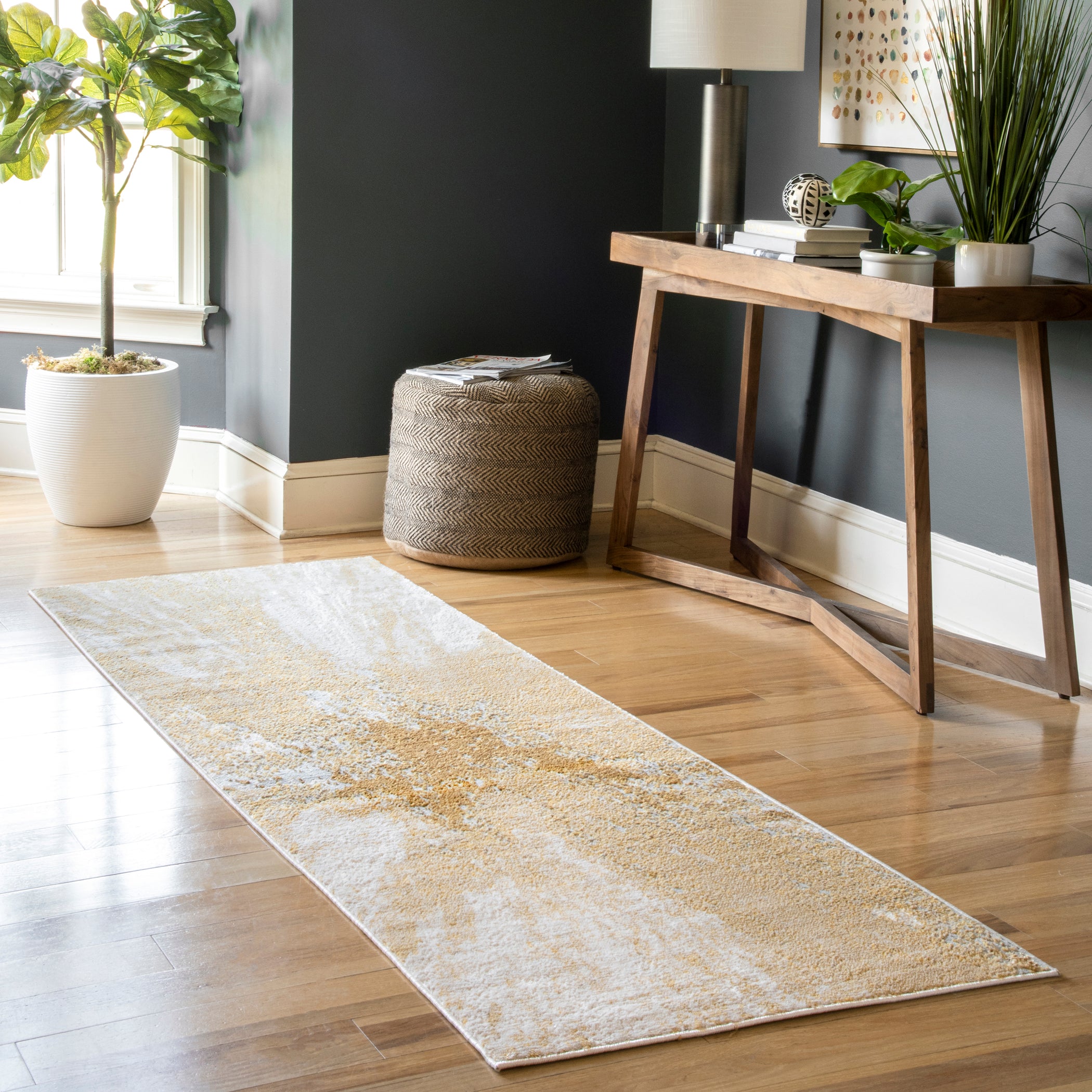 Cyn Contemporary Abstract Area Rug — nuLOOM