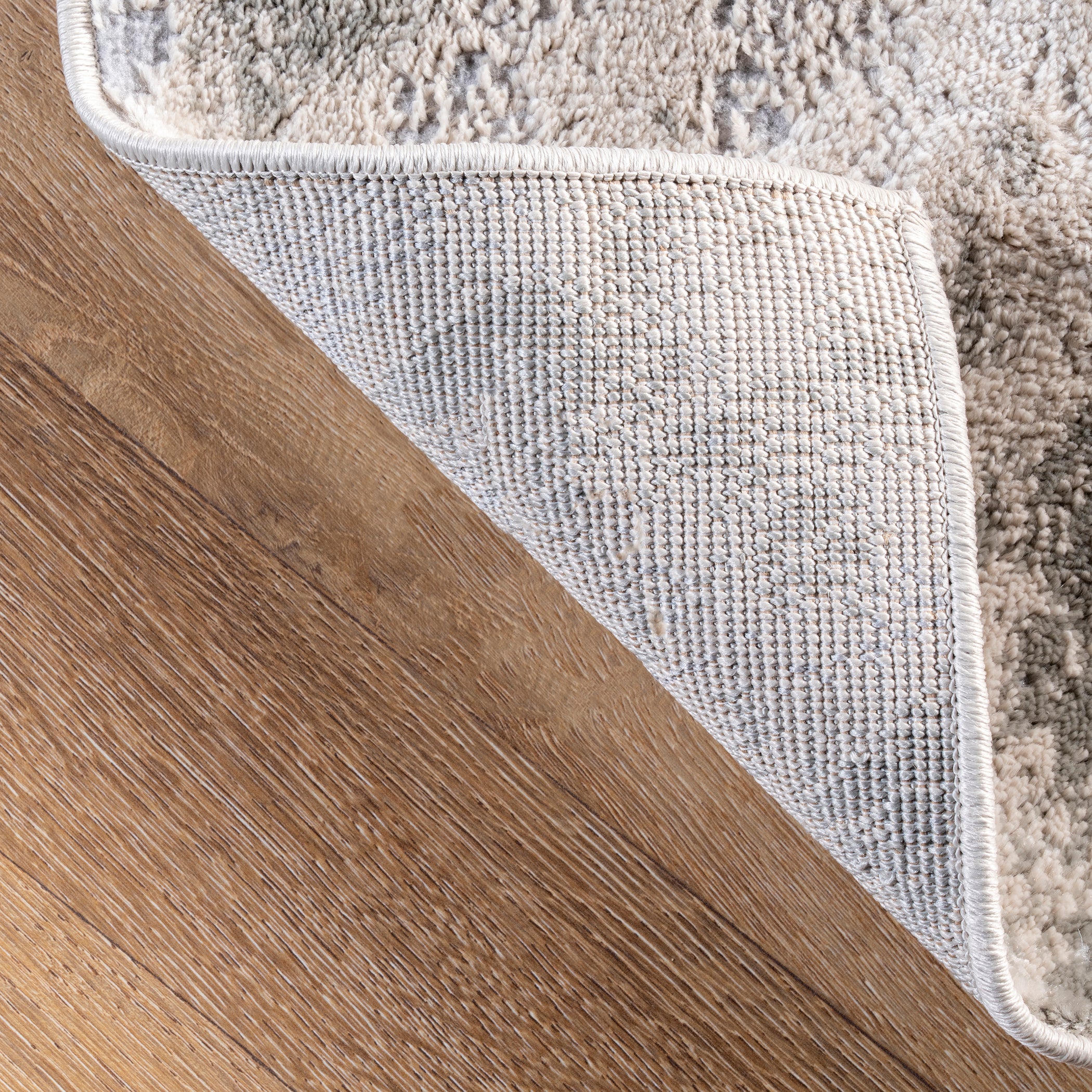 Cyn Contemporary Abstract Area Rug — nuLOOM