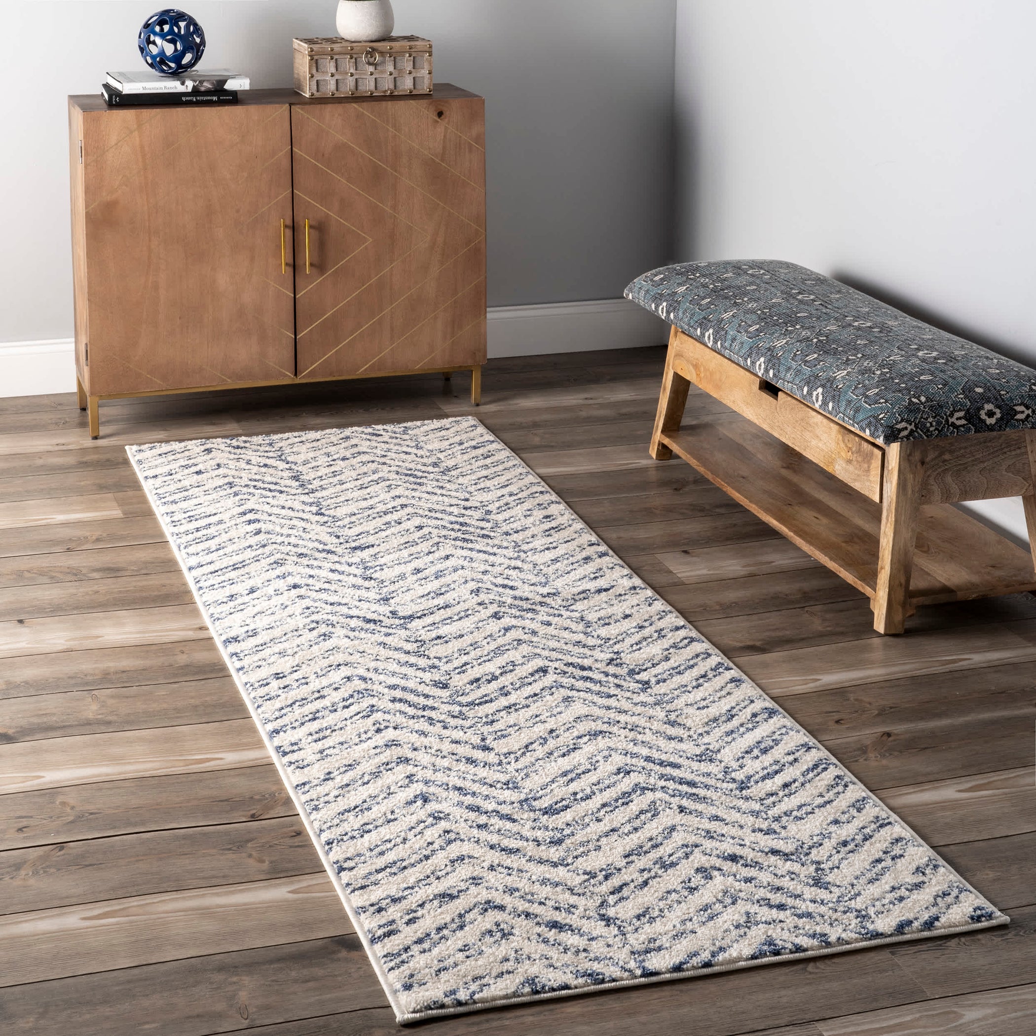 Geometric Rosanne Area Rug — nuLOOM