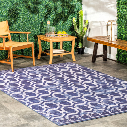 Fae Geometric Machine Washable Indoor/Outdoor Area Rug