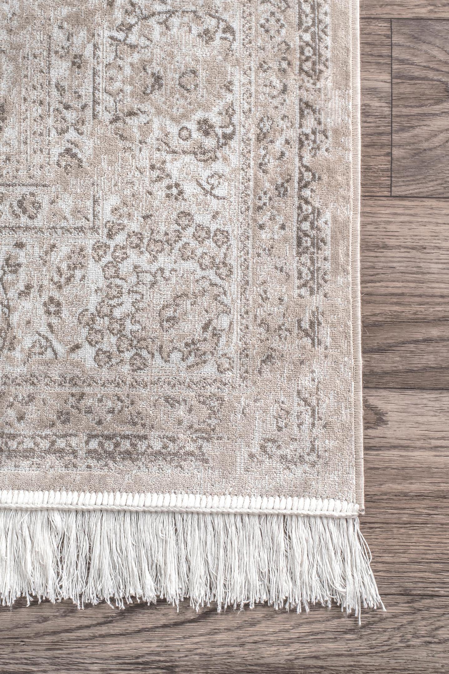 Vintage Medallion Cantrell Fringe Area Rug — nuLOOM