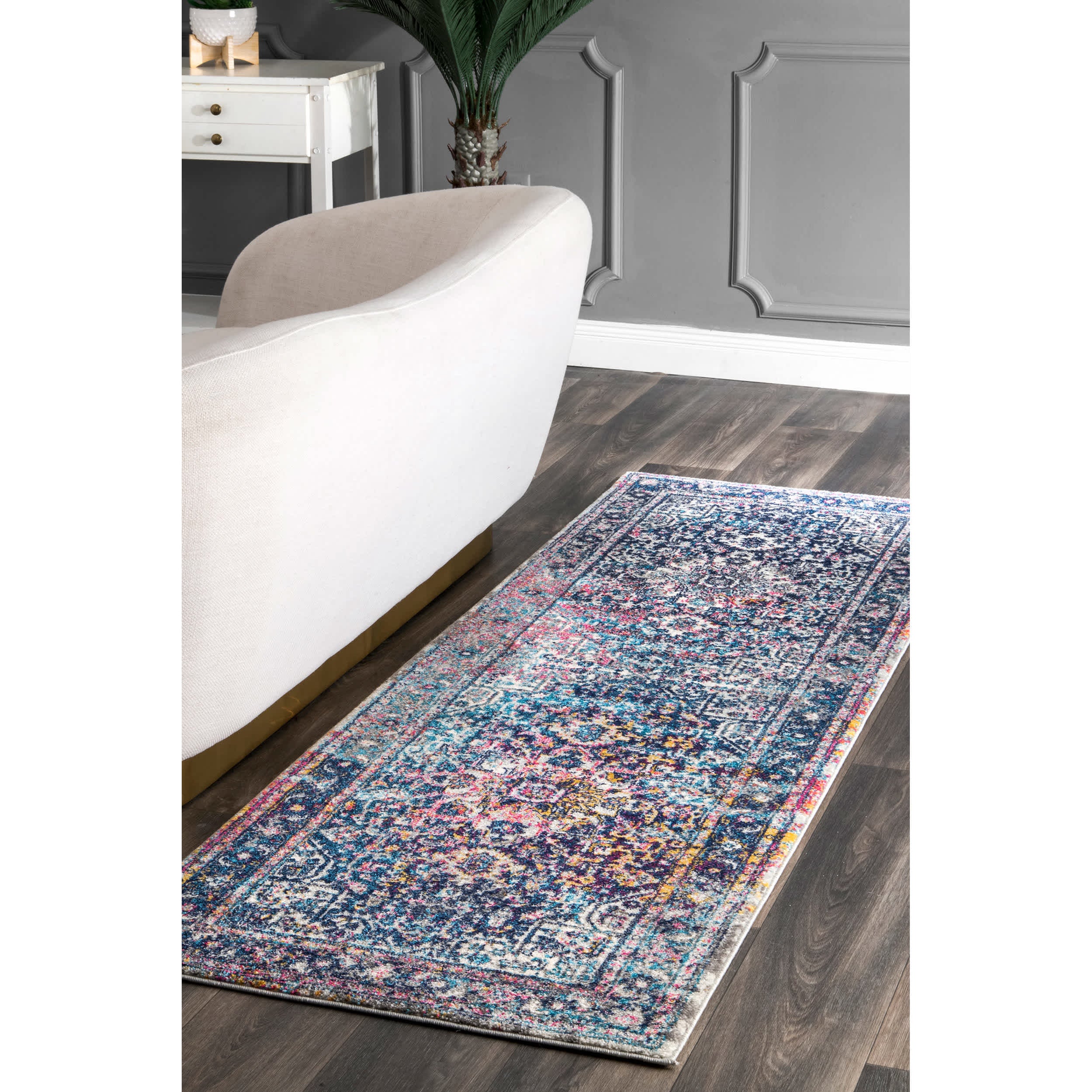 Vintage Lilah Medallion Area Rug — nuLOOM