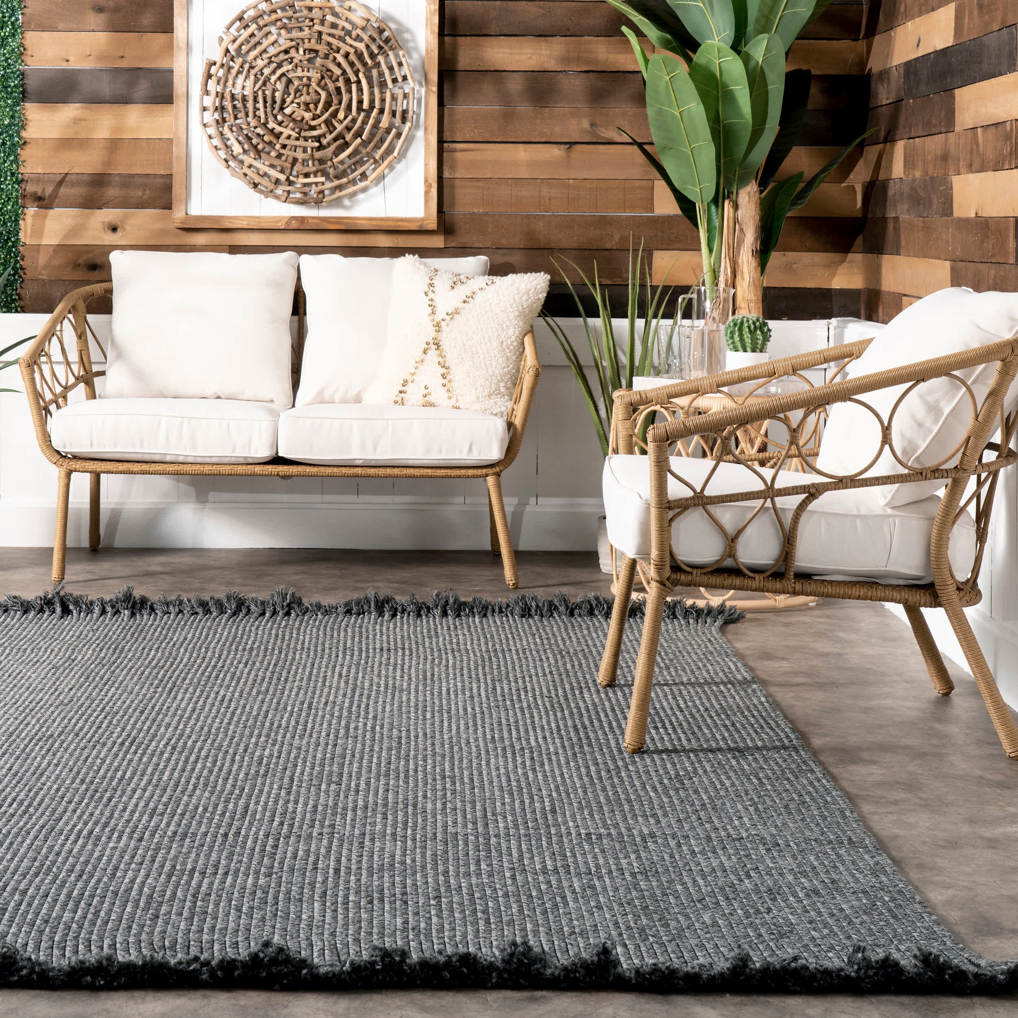 Braided Courtney Tassel Indoor/Outdoor Area Rug — nuLOOM