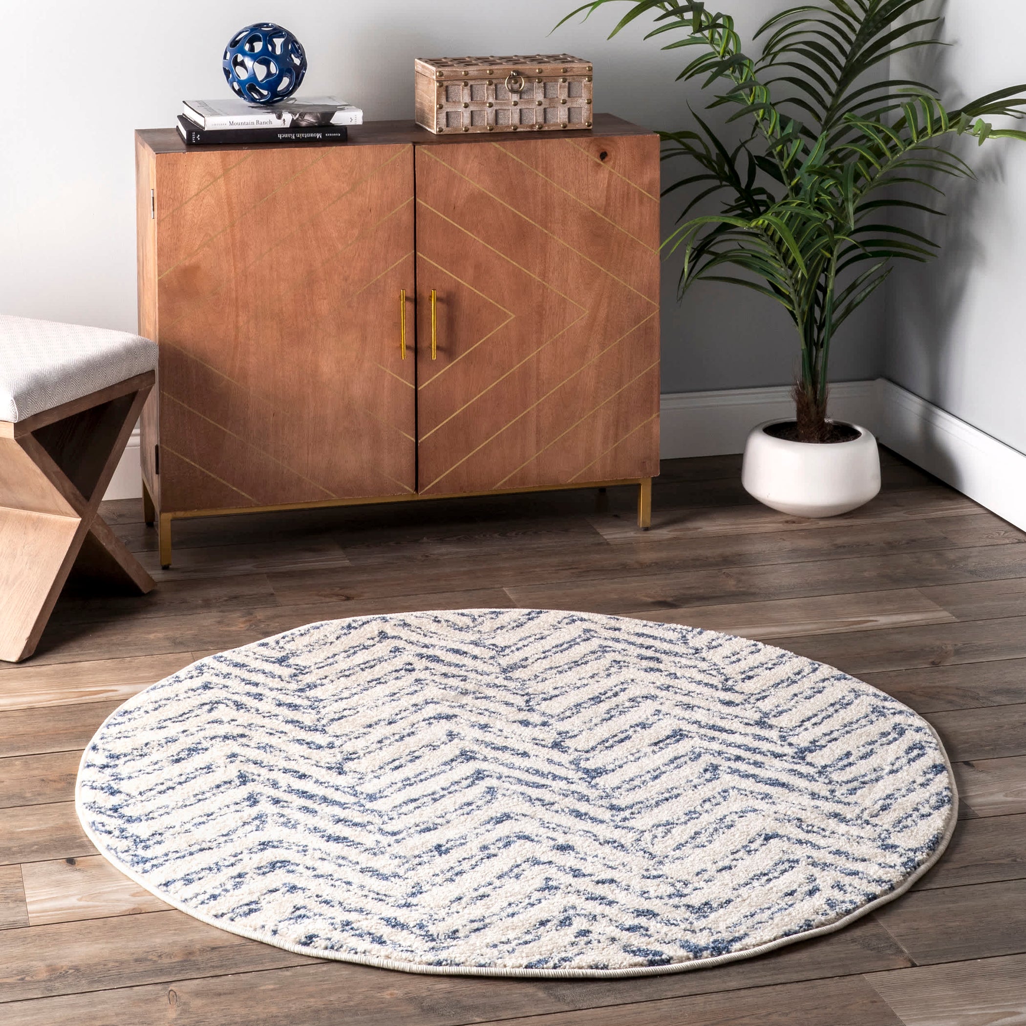 Geometric Rosanne Area Rug — nuLOOM