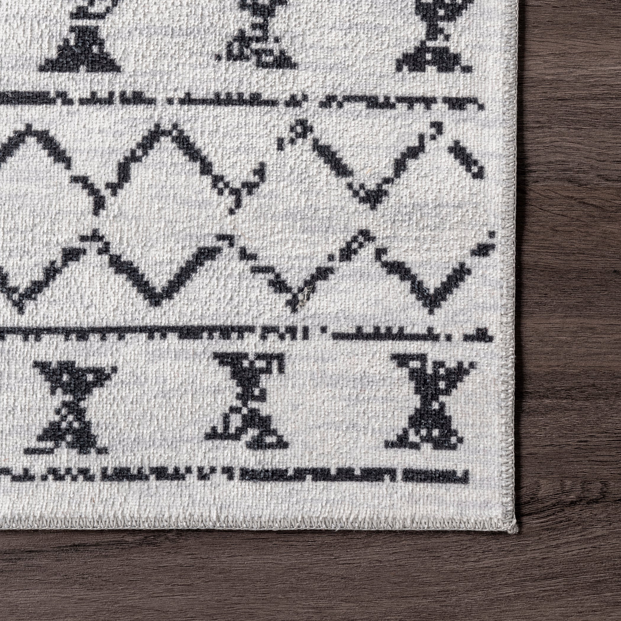 Noa Machine Washable Tribal Moroccan Area Rug — nuLOOM