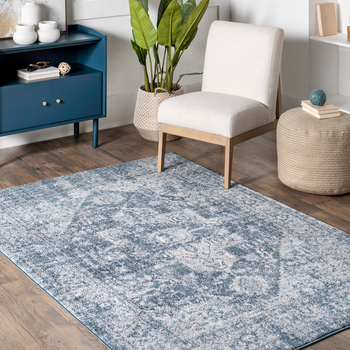 Justine Vintage Medallion Area Rug — nuLOOM