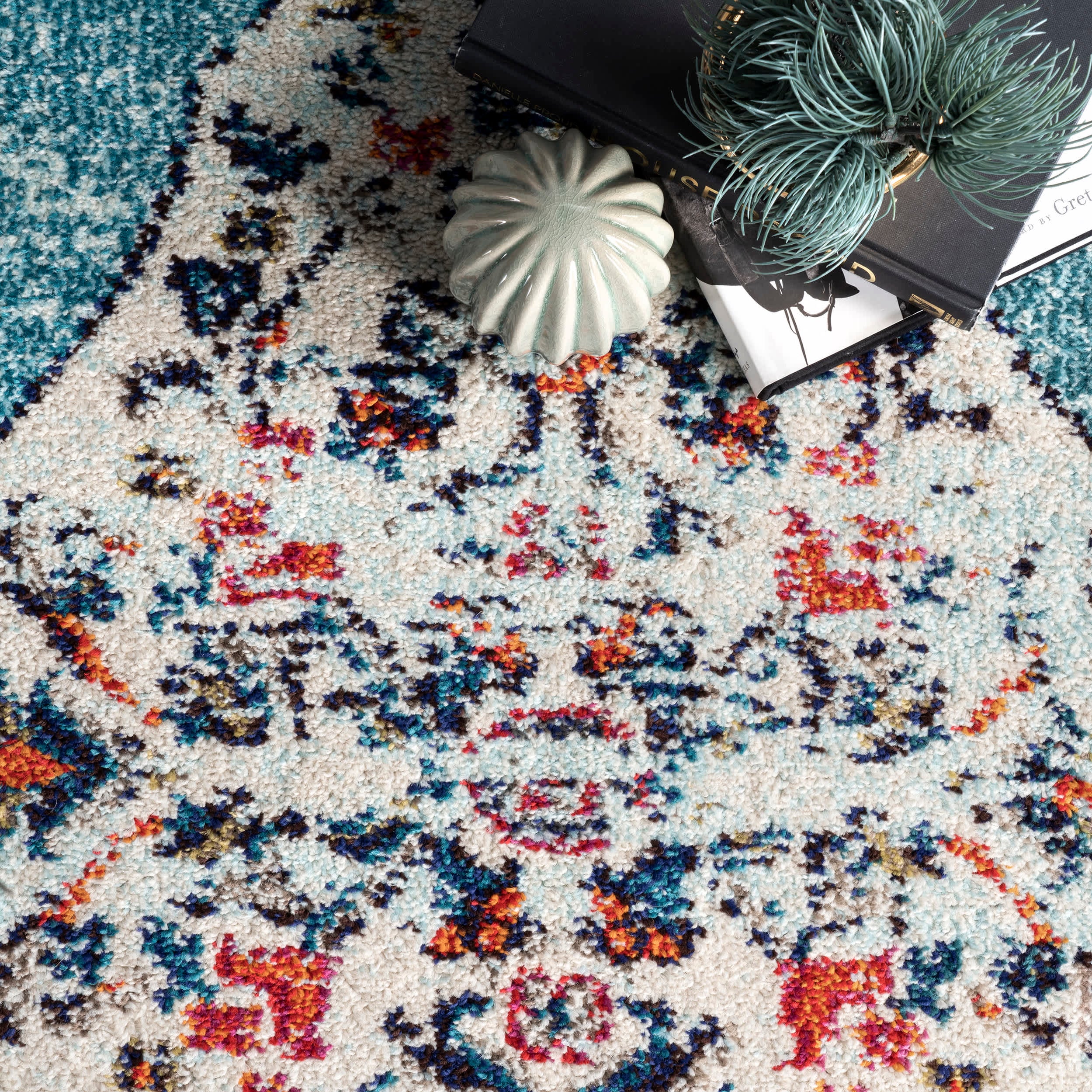 Vintage Medallion Veronica Area Rug — nuLOOM