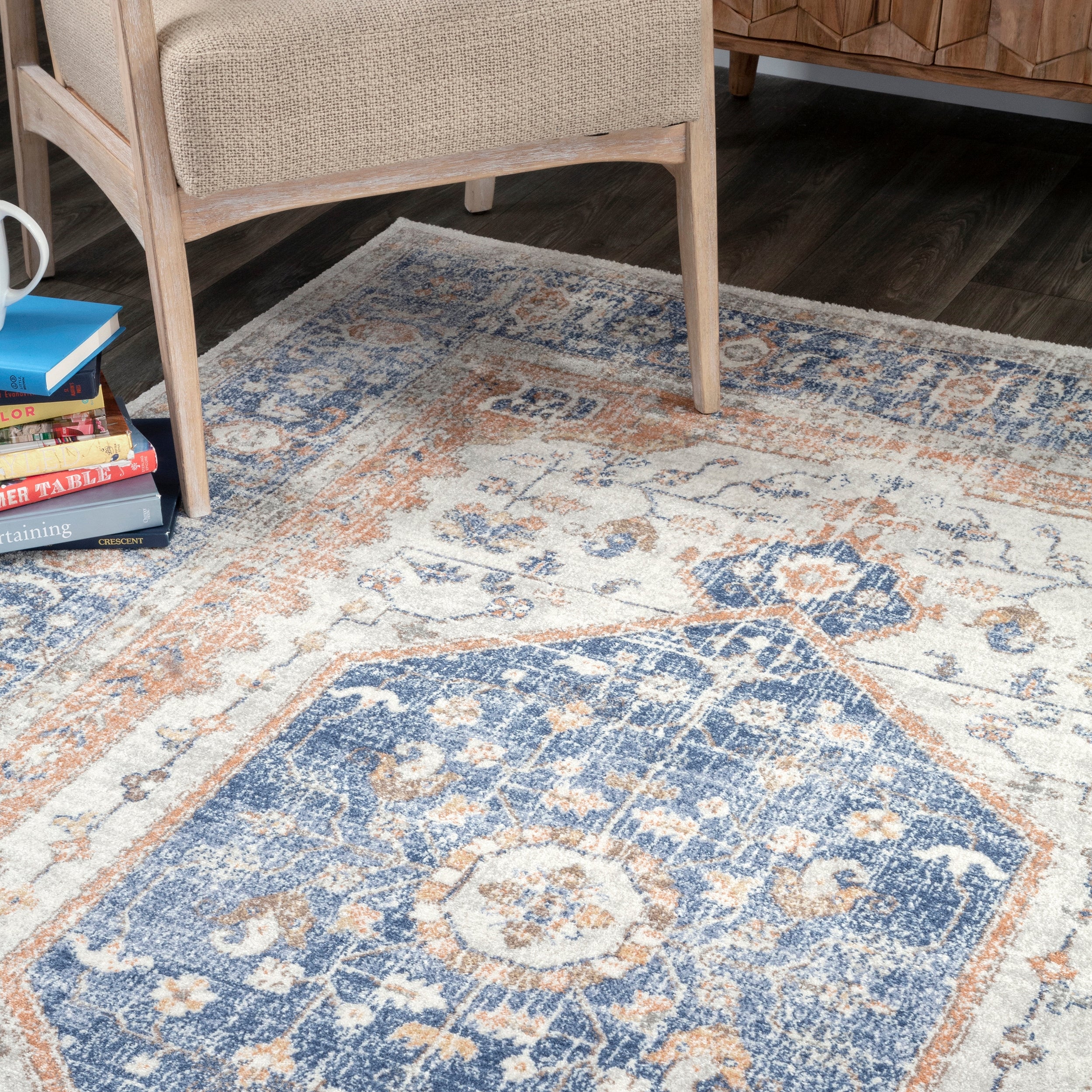 Jacquie Vintage Floral Area Rug — nuLOOM