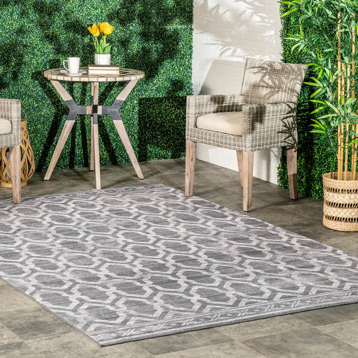 Fae Geometric Machine Washable Indoor/Outdoor Area Rug