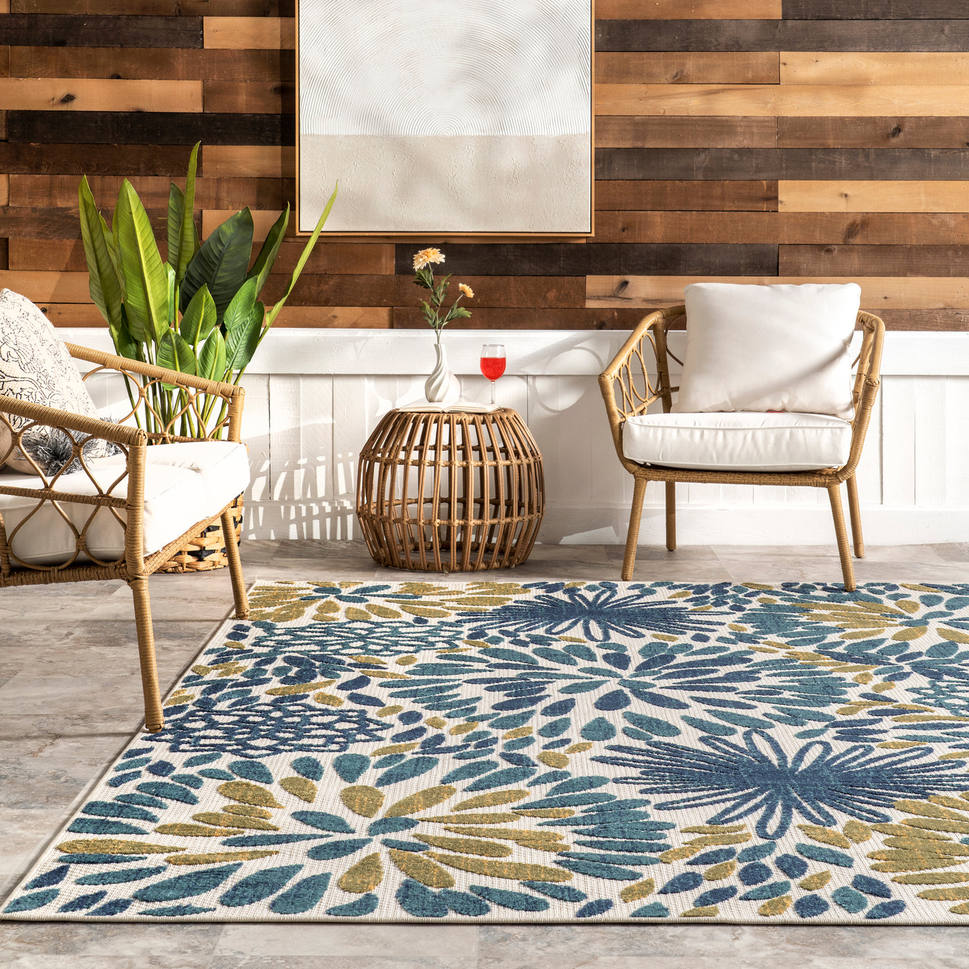 Monique Floral Indoor/Outdoor Area Rug — nuLOOM