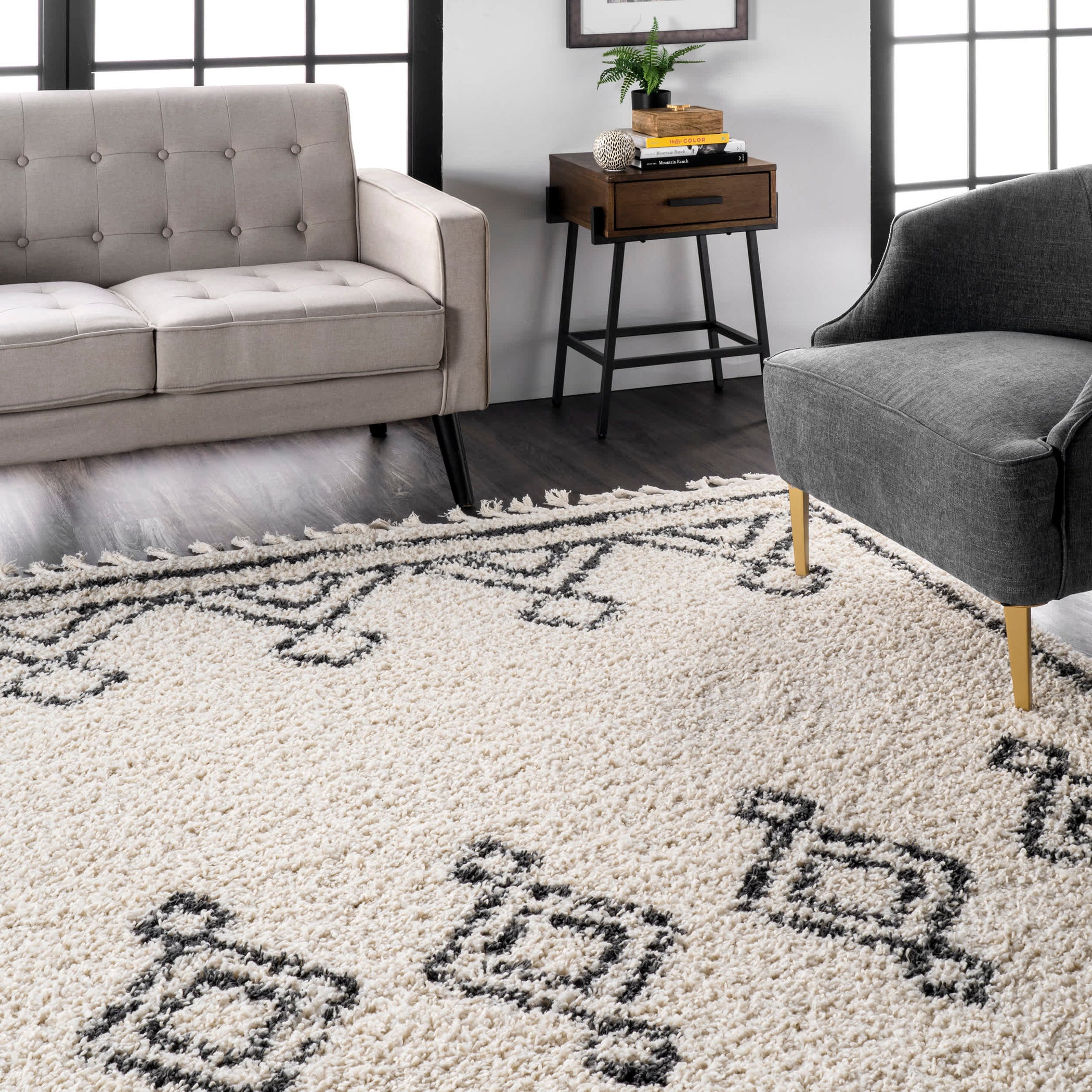 Mackie Moroccan Diamond Tassel Area Rug — nuLOOM