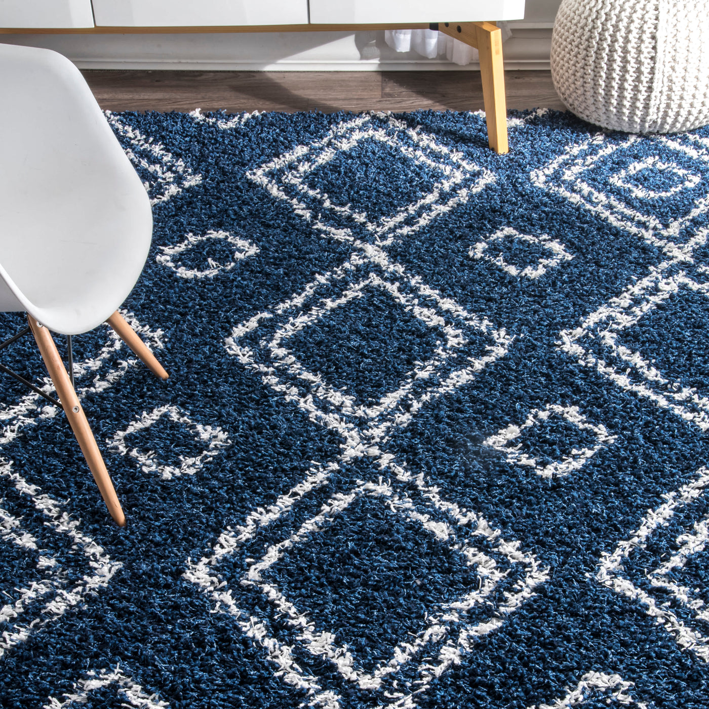 Iola Easy Shag Area Rug — nuLOOM