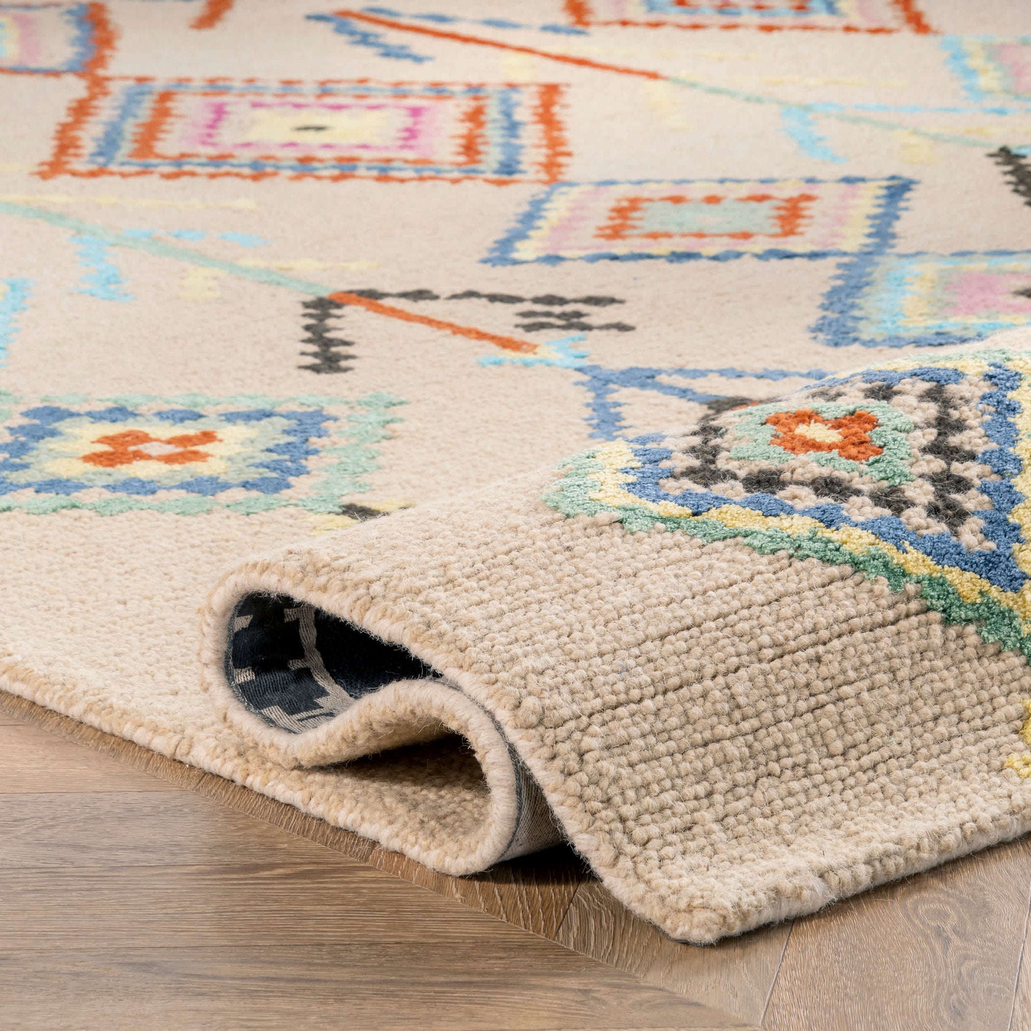 Hand Tufted Belini Area Rug — nuLOOM