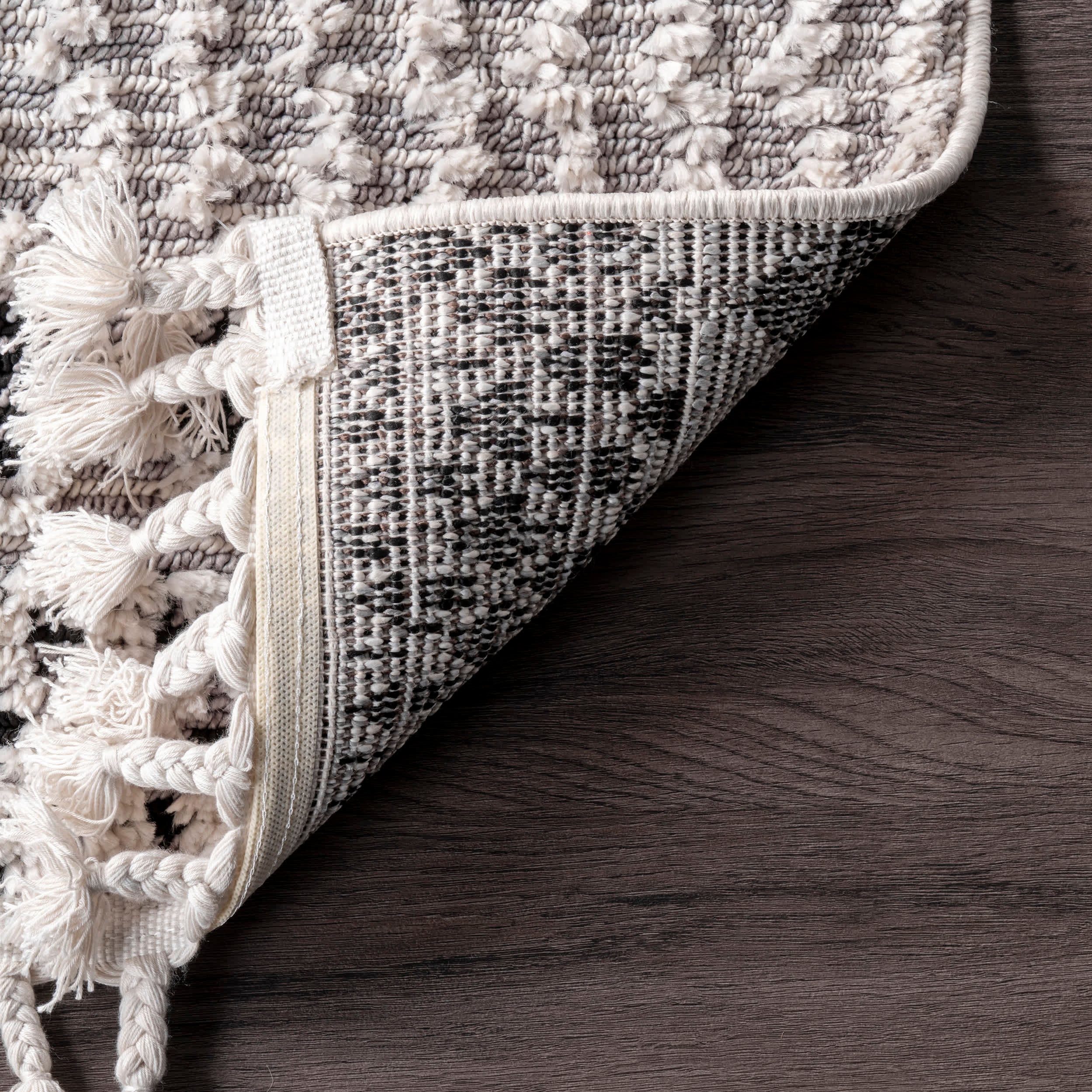 Talula Soft Textured Tassel Area Rug — nuLOOM