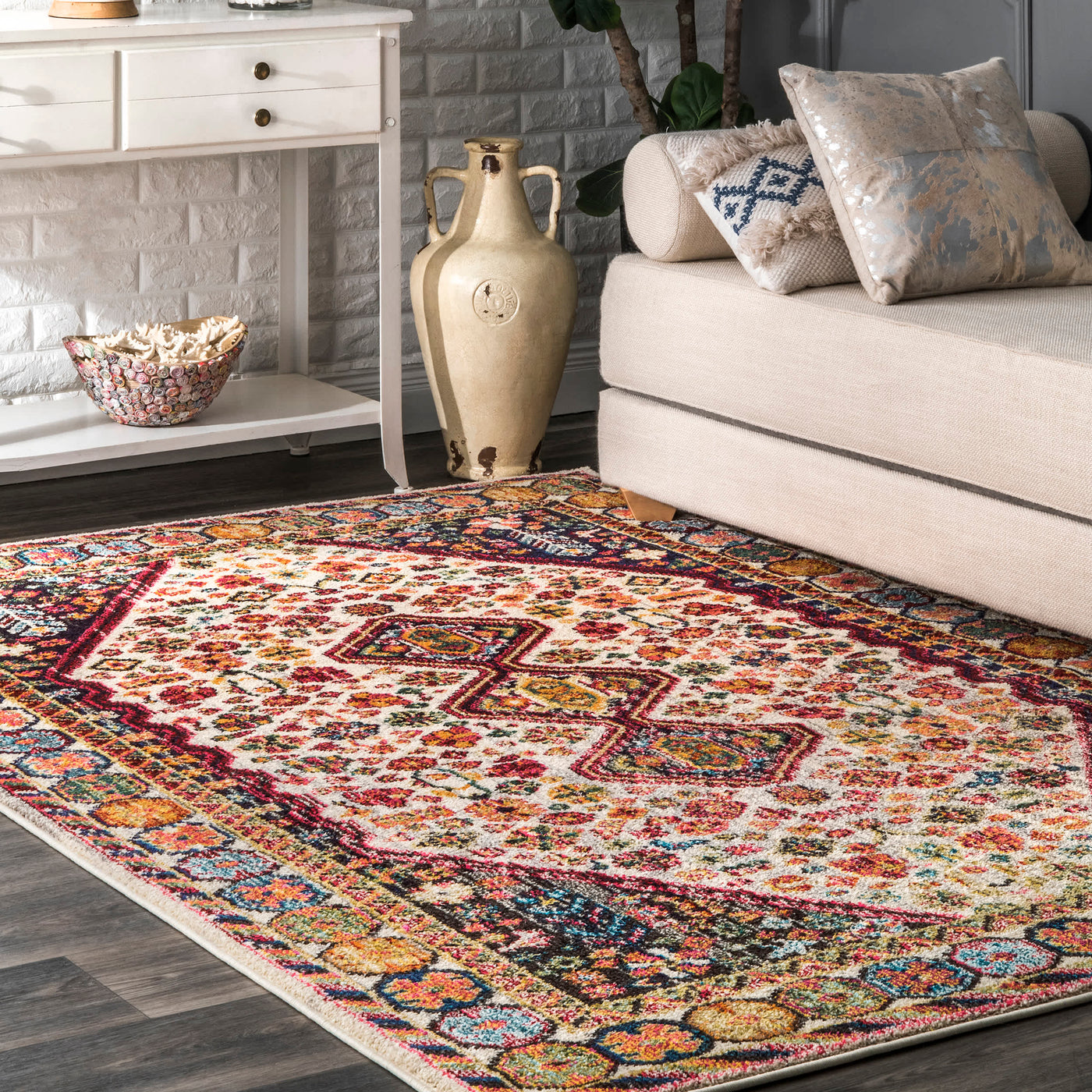 Vintage Erline Area Rug — nuLOOM