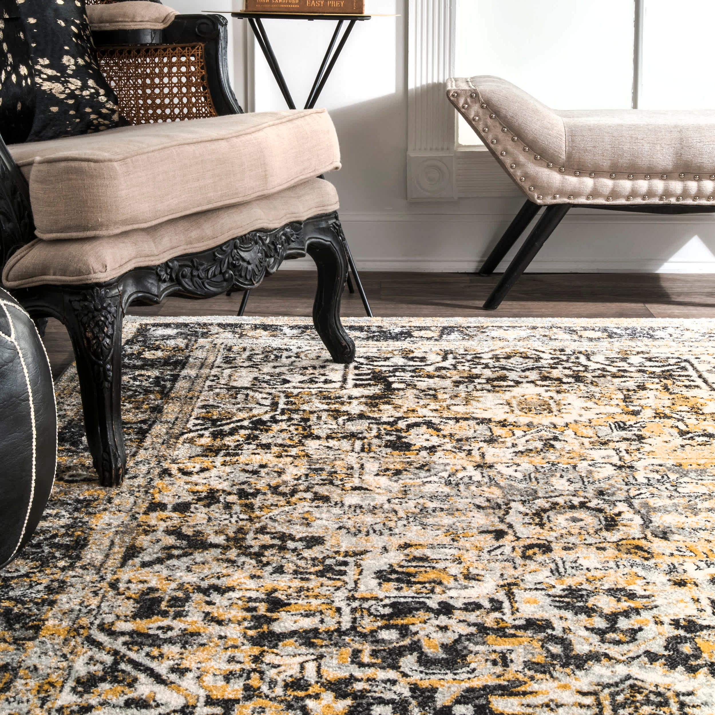 Vintage Lilah Medallion Area Rug — nuLOOM