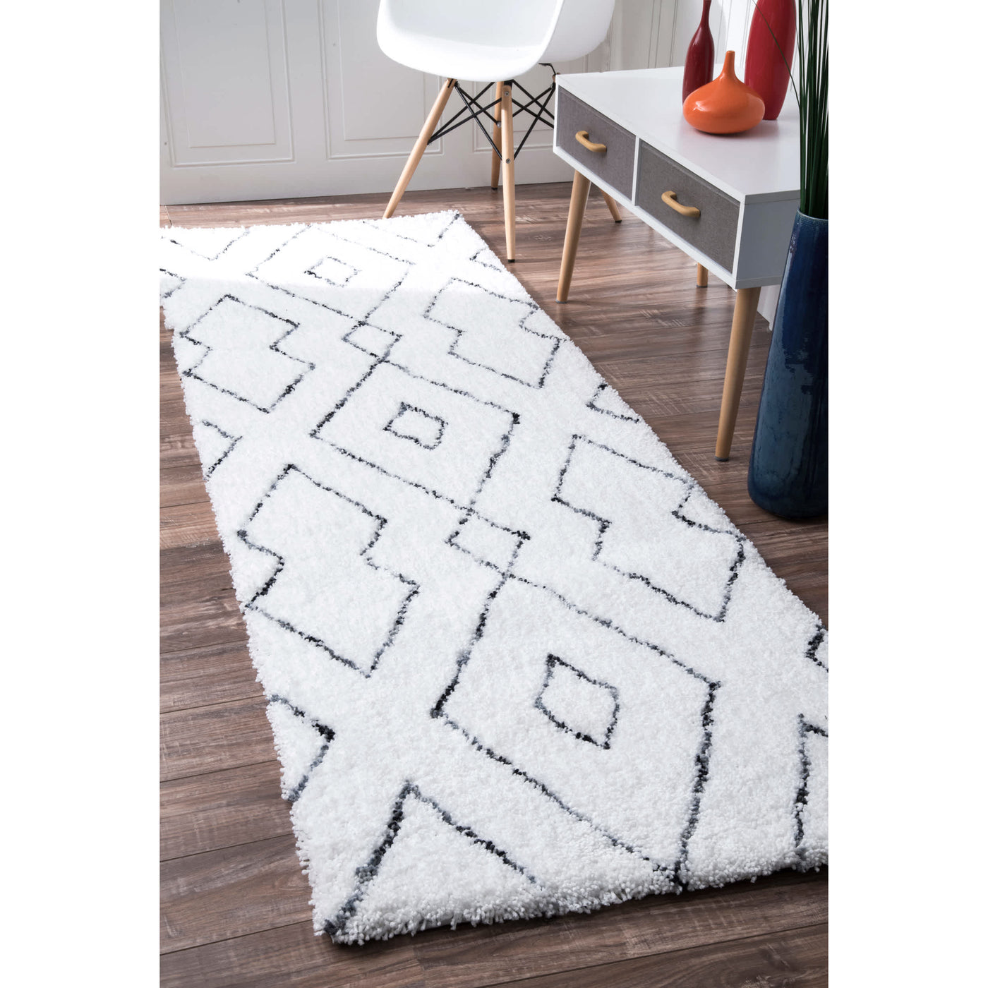 Hand Tufted Beaulah Shaggy Area Rug — nuLOOM