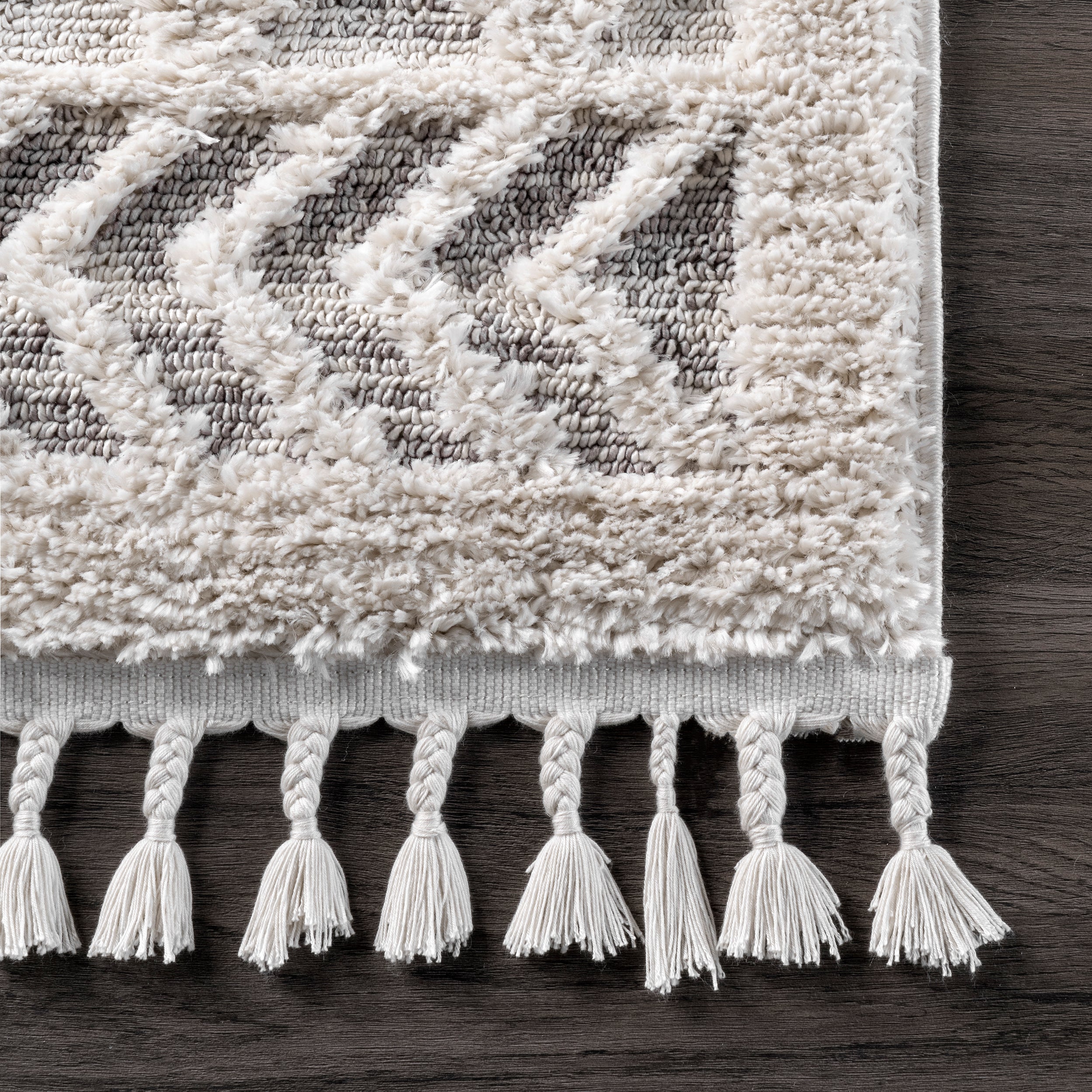 Ansley Moroccan Lattice Tassel Area Rug — nuLOOM