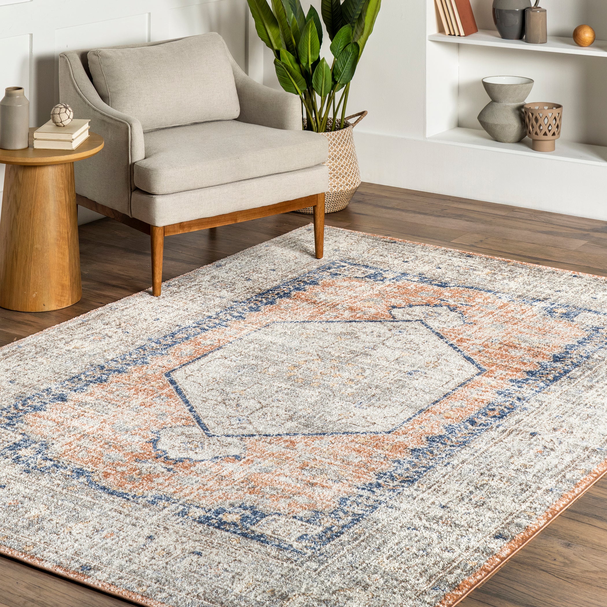 Jacquie Vintage Floral Area Rug — nuLOOM