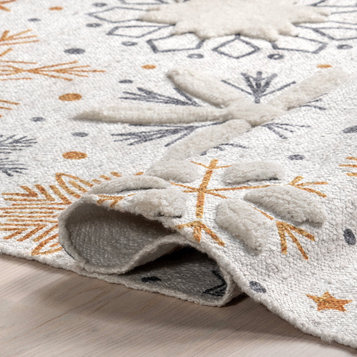 Eloide High-Low Snowflake Area Rug — nuLOOM