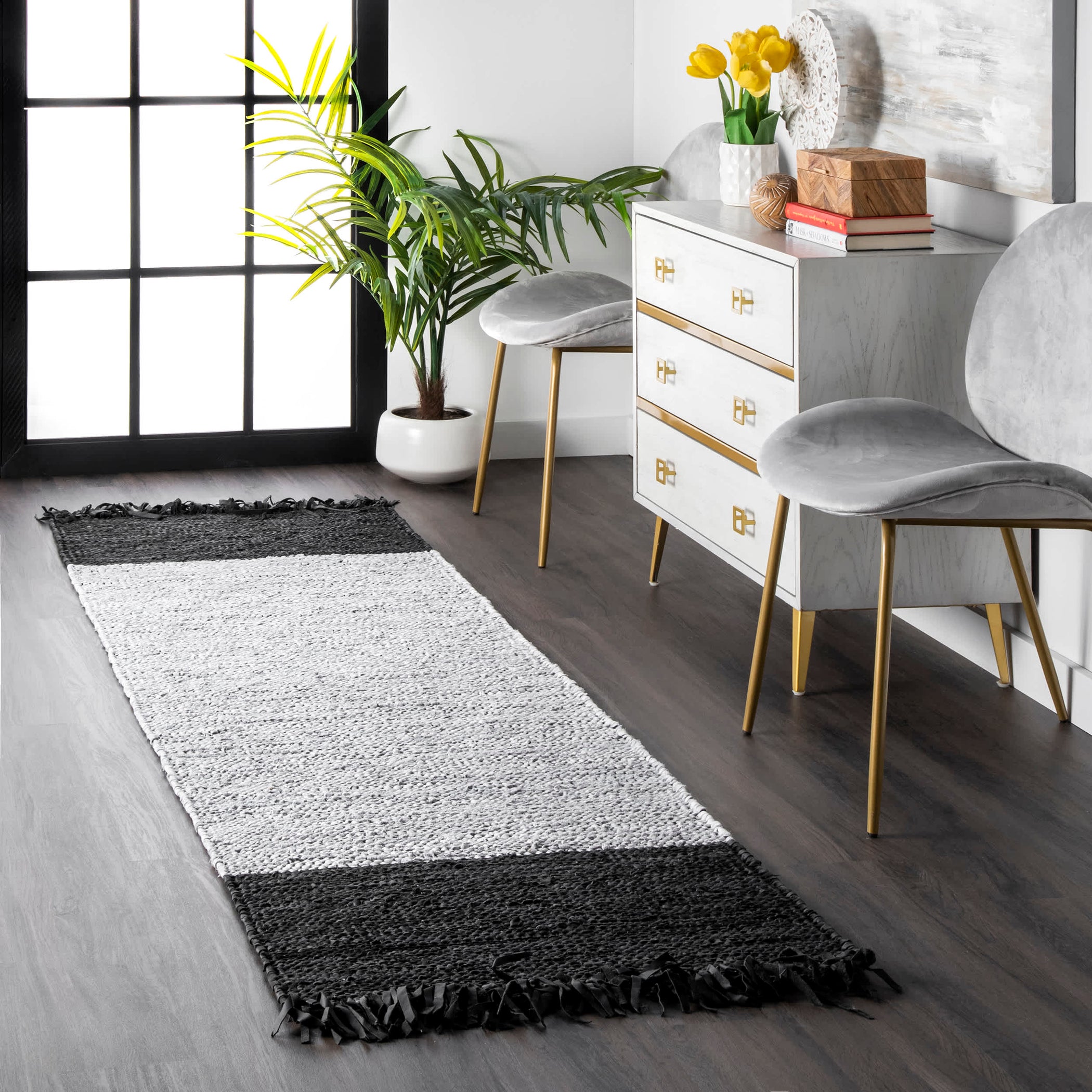Handmade Otha Tassel Rug — nuLOOM