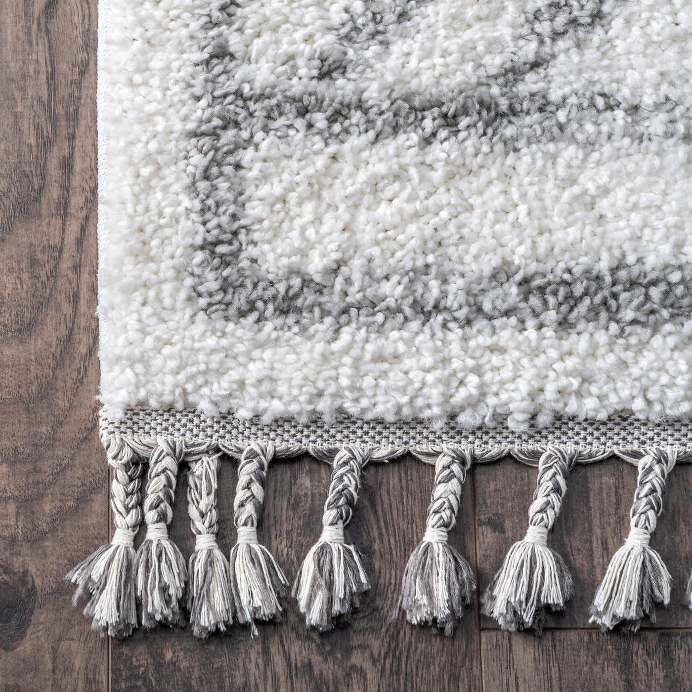 Mackie Moroccan Diamond Tassel Area Rug — nuLOOM