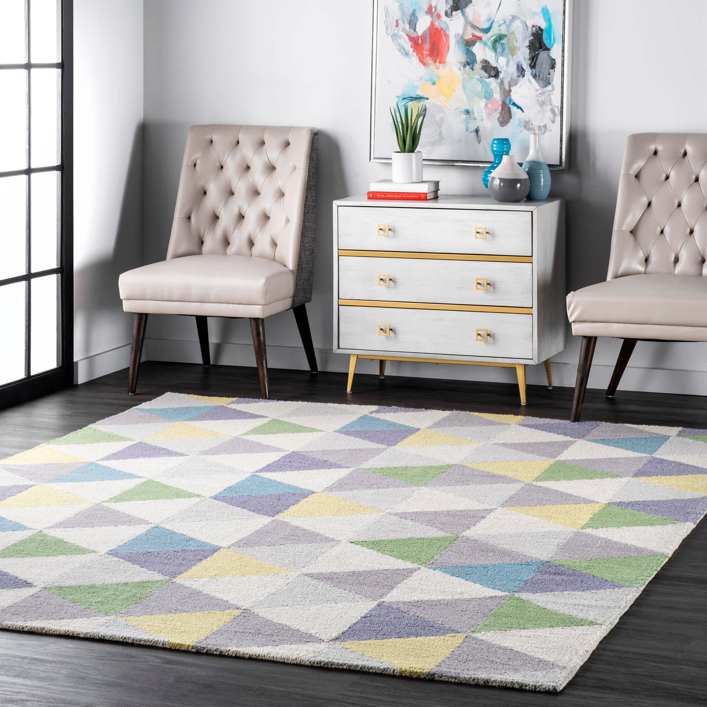 Bianca Triangles Area Rug — nuLOOM