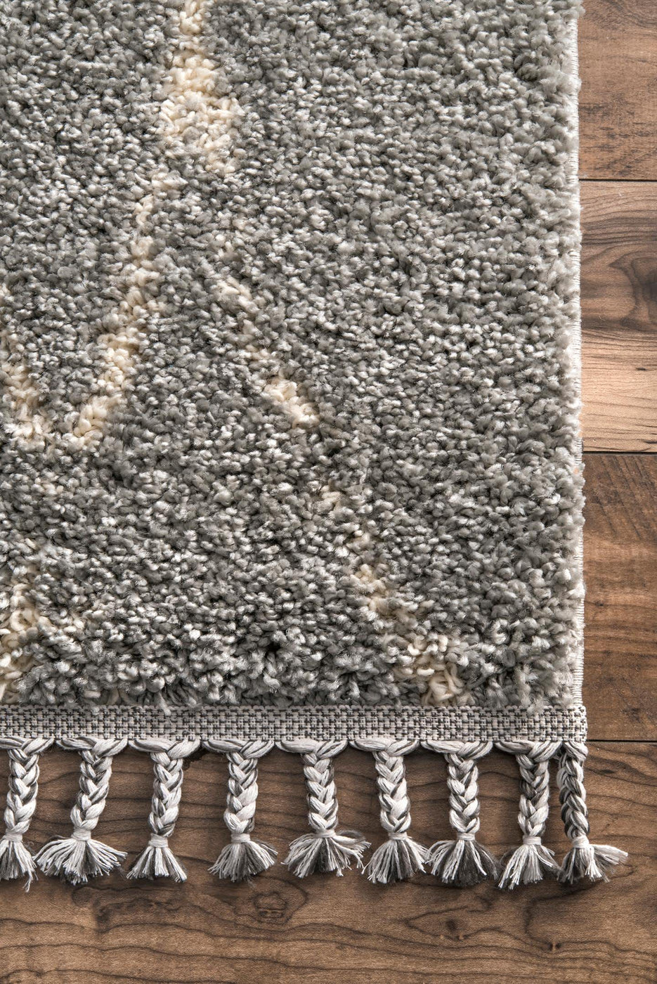 Nieves Moroccan Diamond Tassel Area Rug — nuLOOM